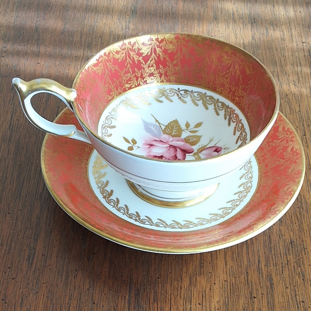 Antique Aynsley tea cup saucer set, Pink Cabbage Rose Red/ Gold Chintz F…